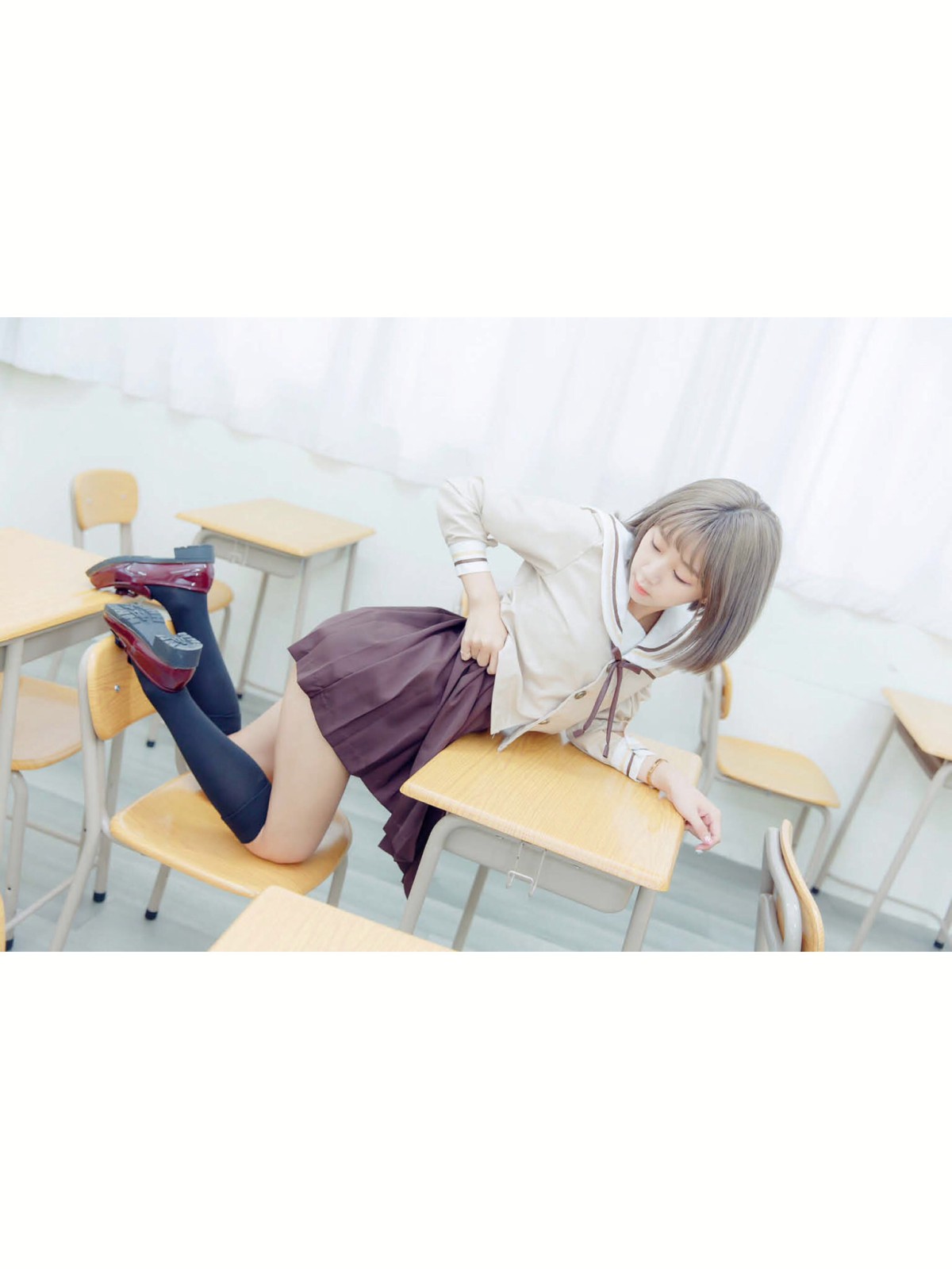 [JUICY]多汁女孩阮靖貽 水手服挑逗可爱单纯学生 – COSPLAY
