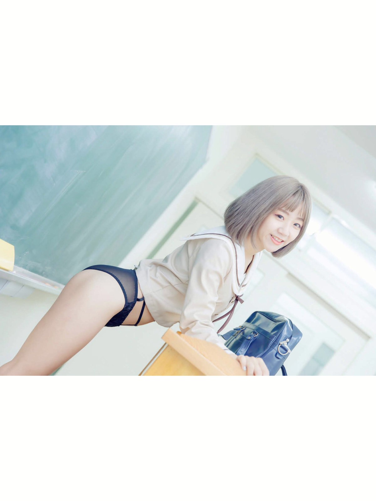 [JUICY]多汁女孩阮靖貽 水手服挑逗可爱单纯学生 – COSPLAY
