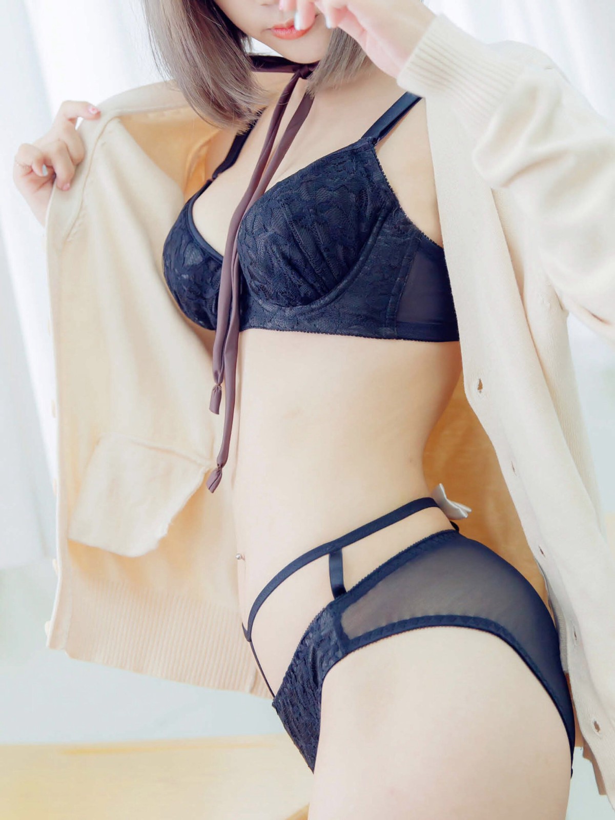 [JUICY]多汁女孩阮靖貽 水手服挑逗可爱单纯学生 – COSPLAY