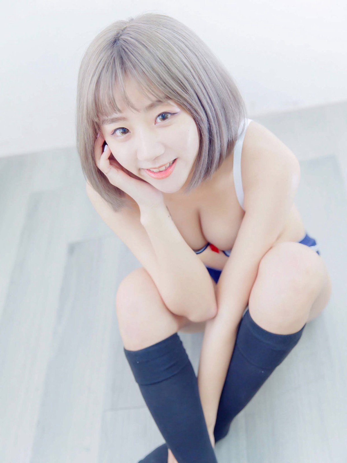 [JUICY]多汁女孩阮靖貽 水手服挑逗可爱单纯学生 – COSPLAY