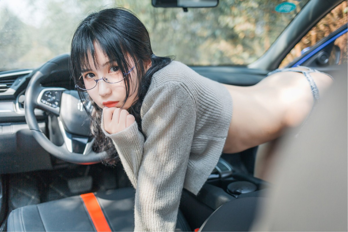 COSER美女逐月su – 车内篇 – COSPLAY