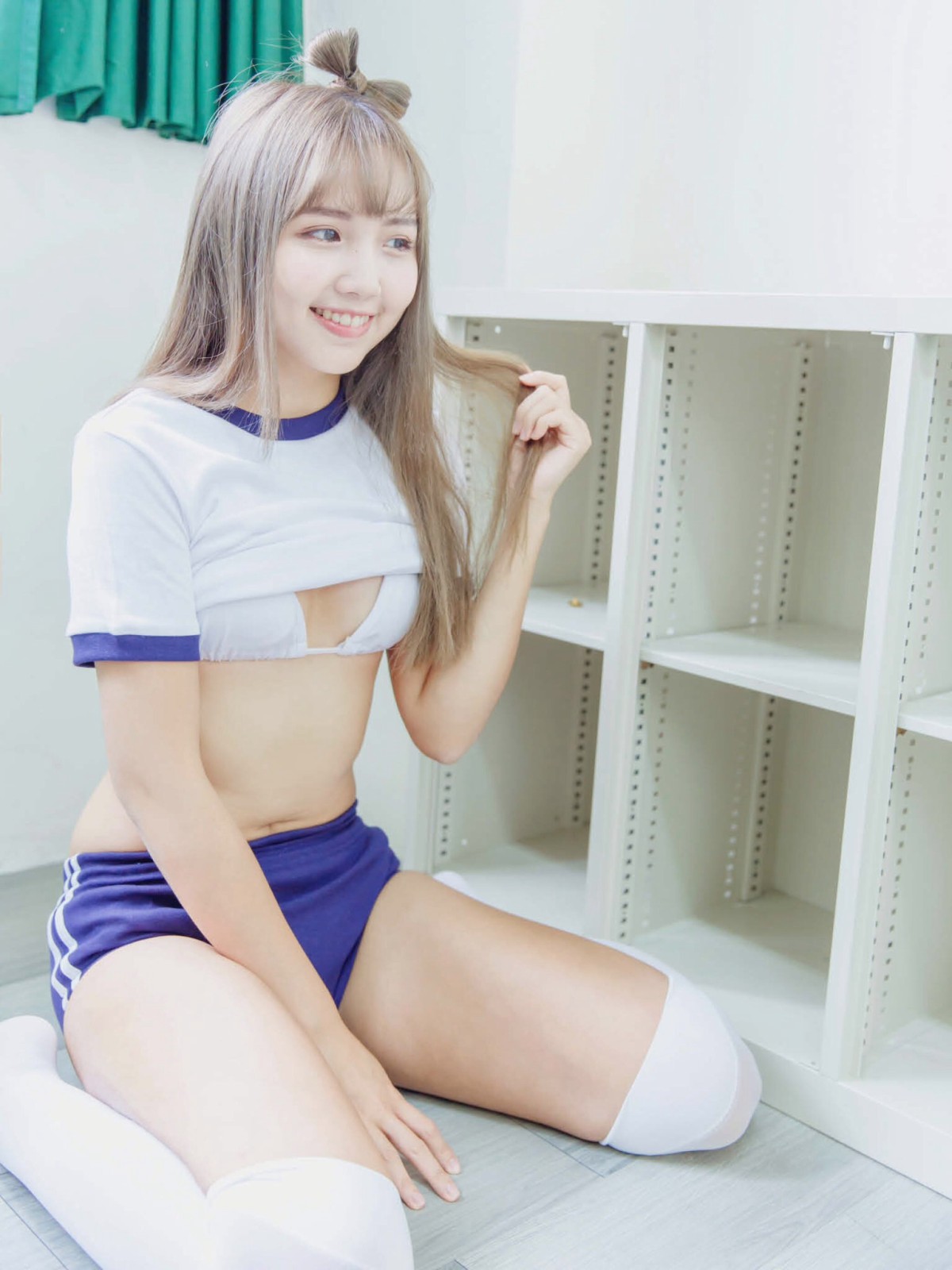 [JUICY]多汁女孩連思涵 呆萌女友可爱上市 – COSPLAY