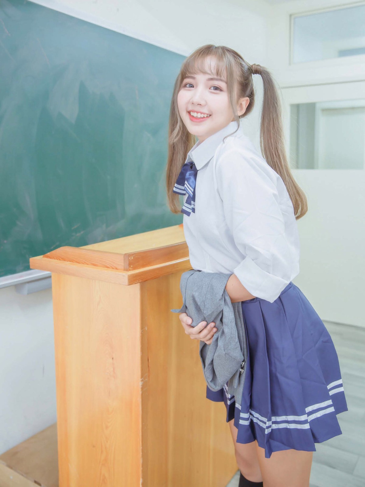 [JUICY]多汁女孩連思涵02 蜜糖的诱惑甜死人不偿命 – COSPLAY