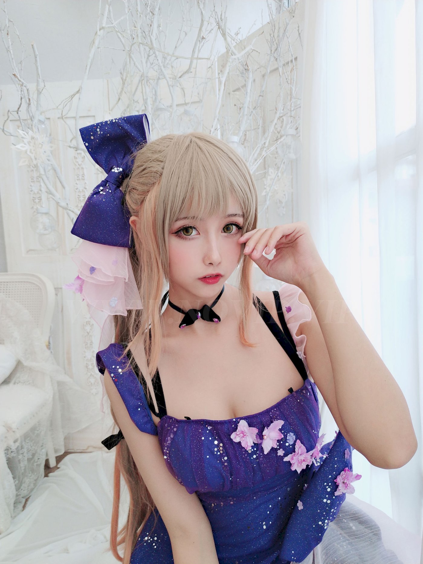 微博妹子Momoko葵葵黑丝美腿紫色长裙COS K2 – 美女 –