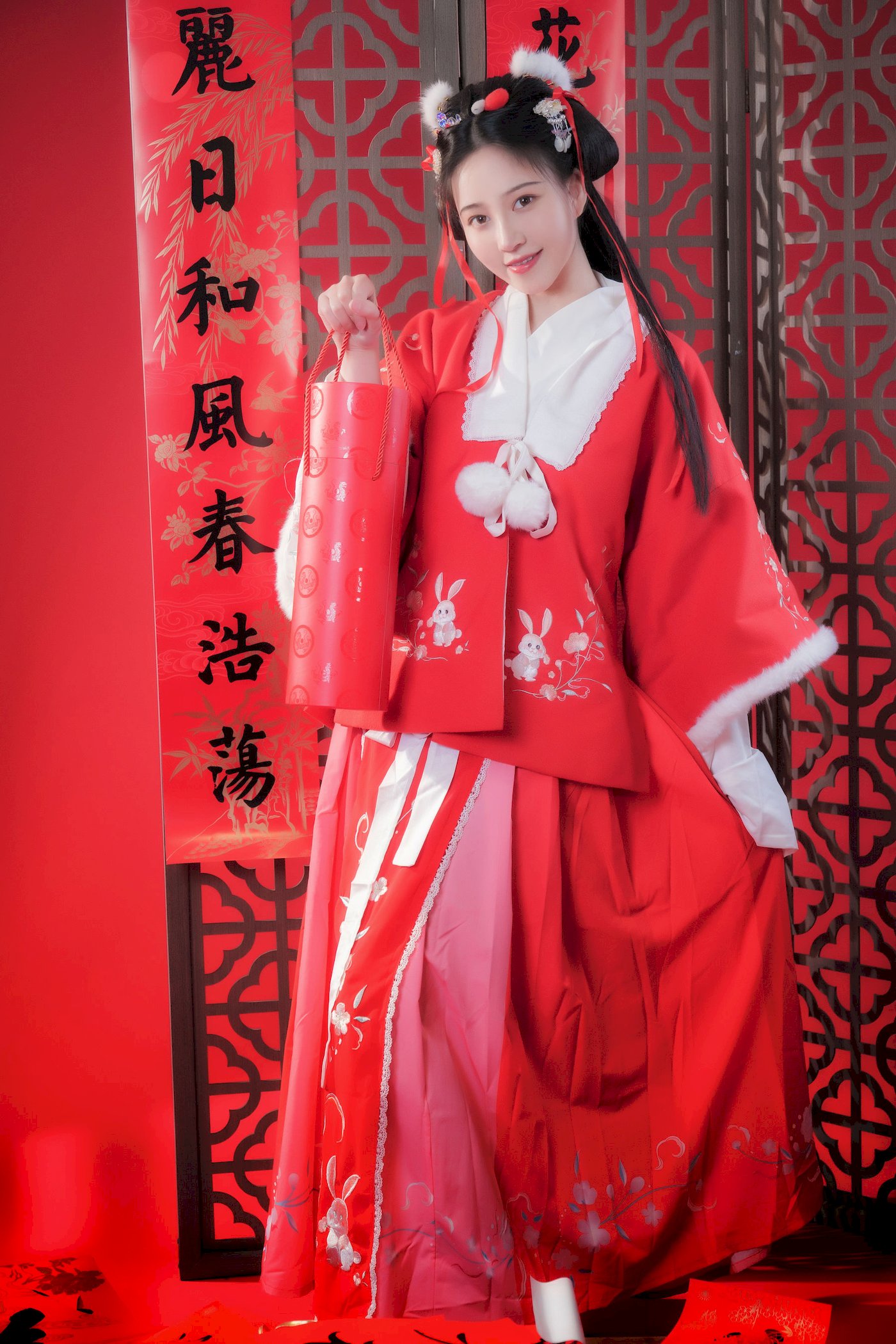 网络美女Nnian红色古典服饰龙年吉祥喜庆主题写真 – 美女 –