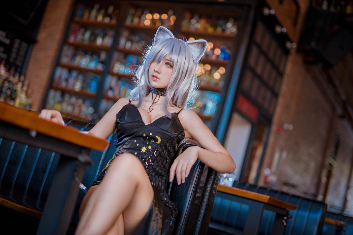 九曲Jean – 明日方舟 黑：周年礼服礼服黑丝美腿 9P