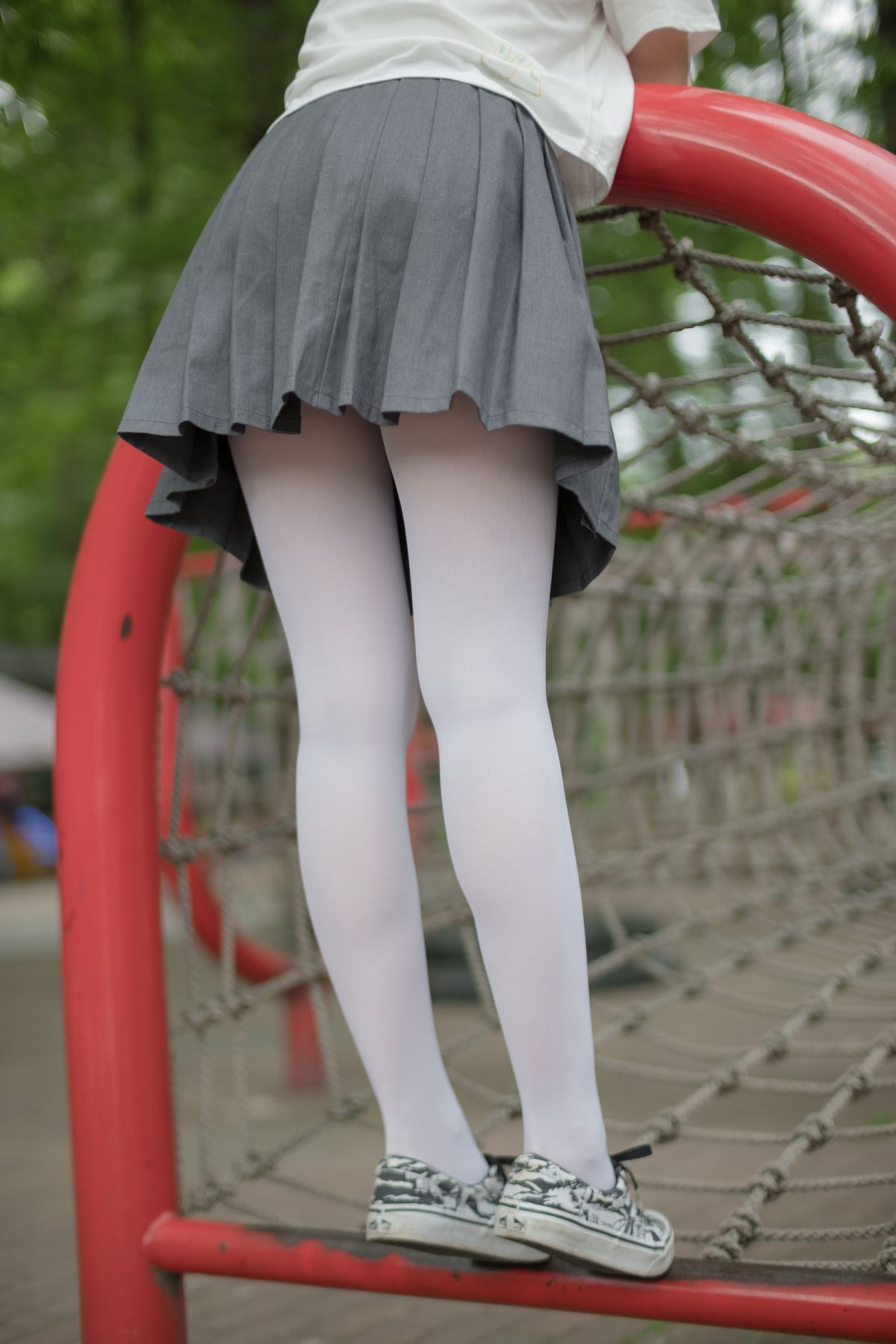 [森萝财团]R15-014白丝妹妹游园 – COSPLAY