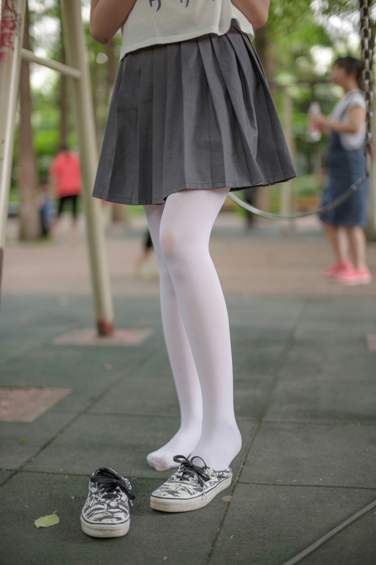 [森萝财团]R15-014白丝妹妹游园 – COSPLAY
