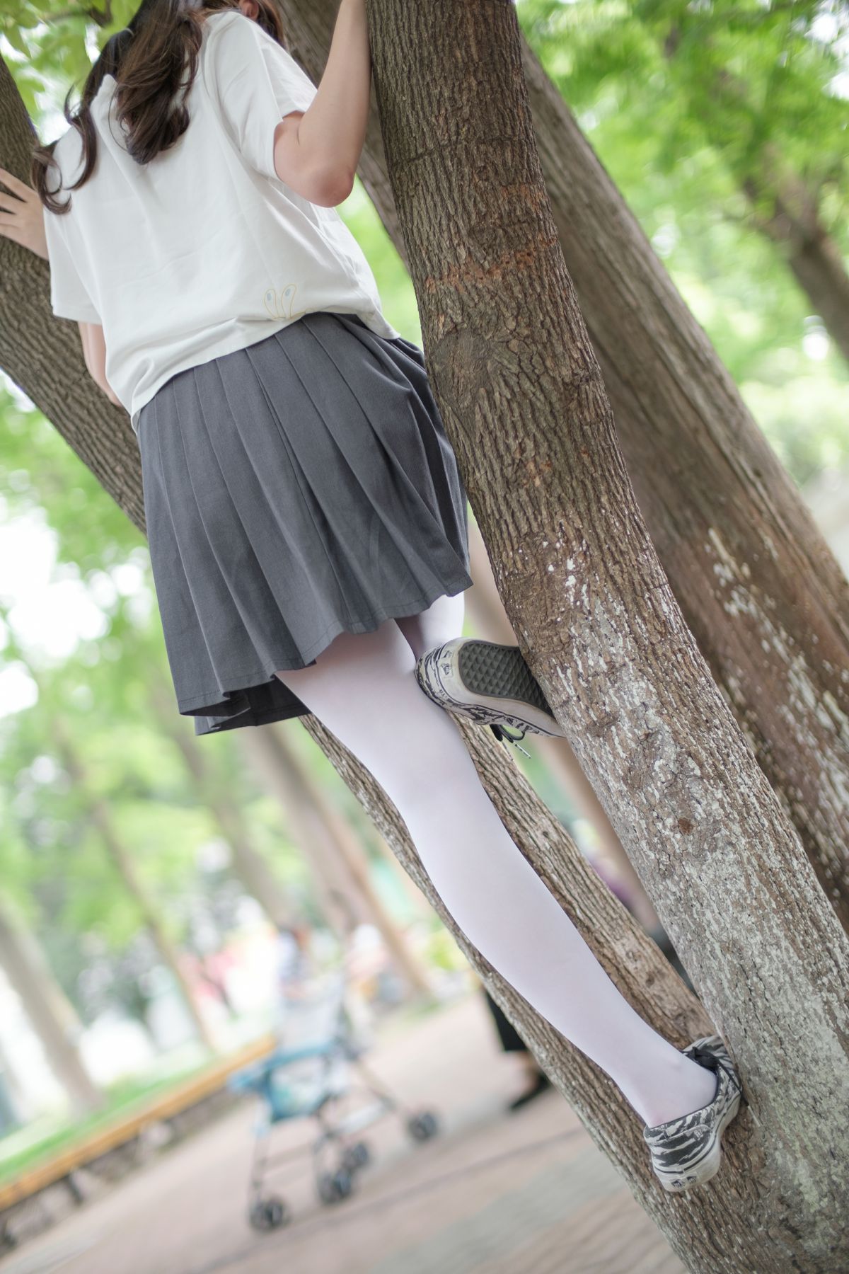 [森萝财团]R15-014白丝妹妹游园 – COSPLAY
