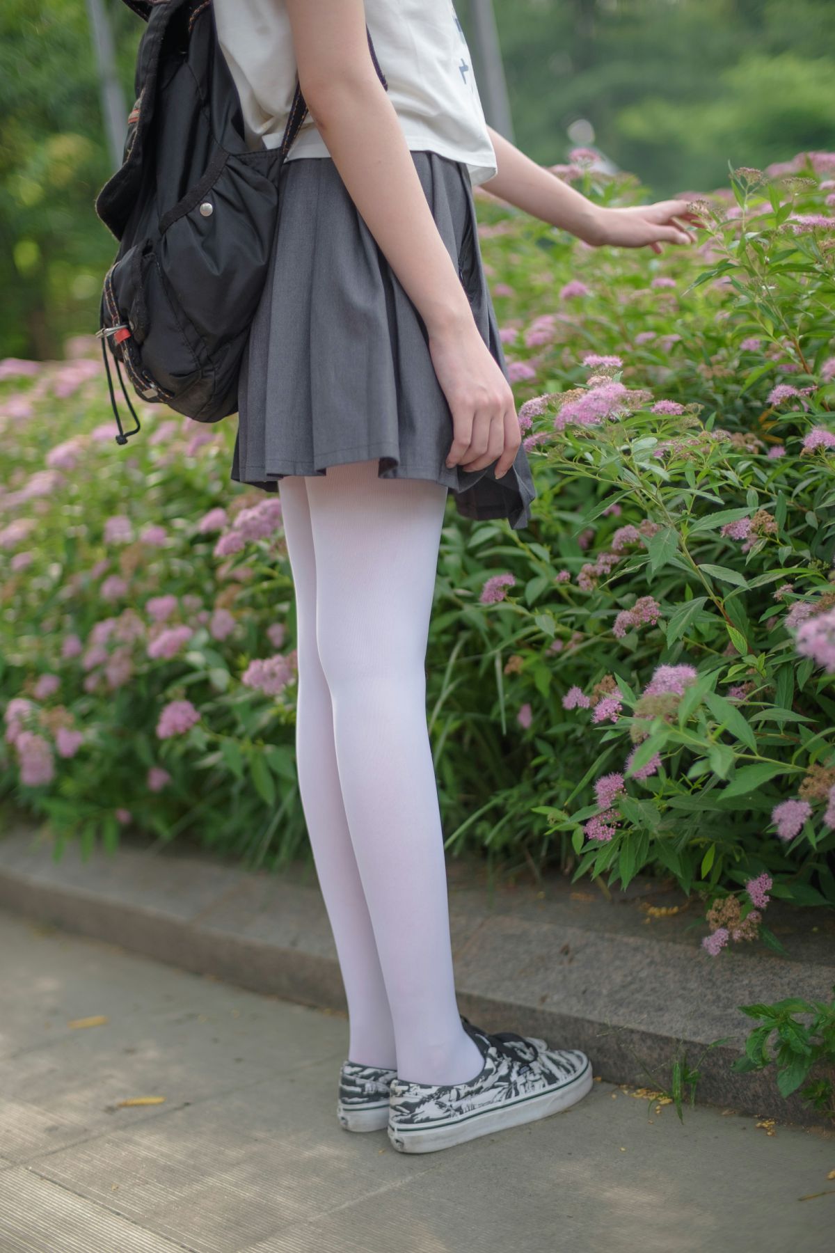 [森萝财团]R15-014白丝妹妹游园 – COSPLAY