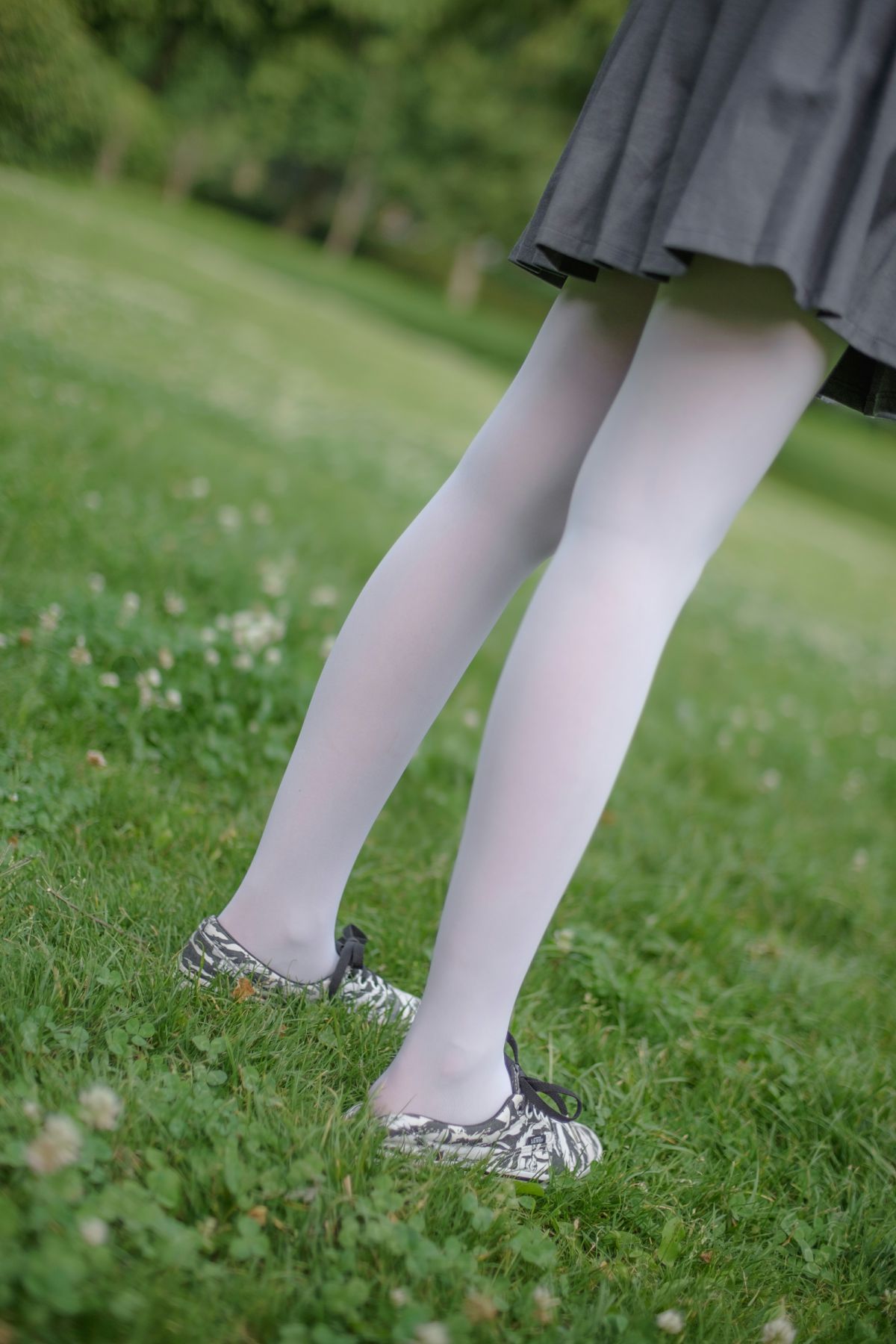 [森萝财团]R15-014白丝妹妹游园 – COSPLAY