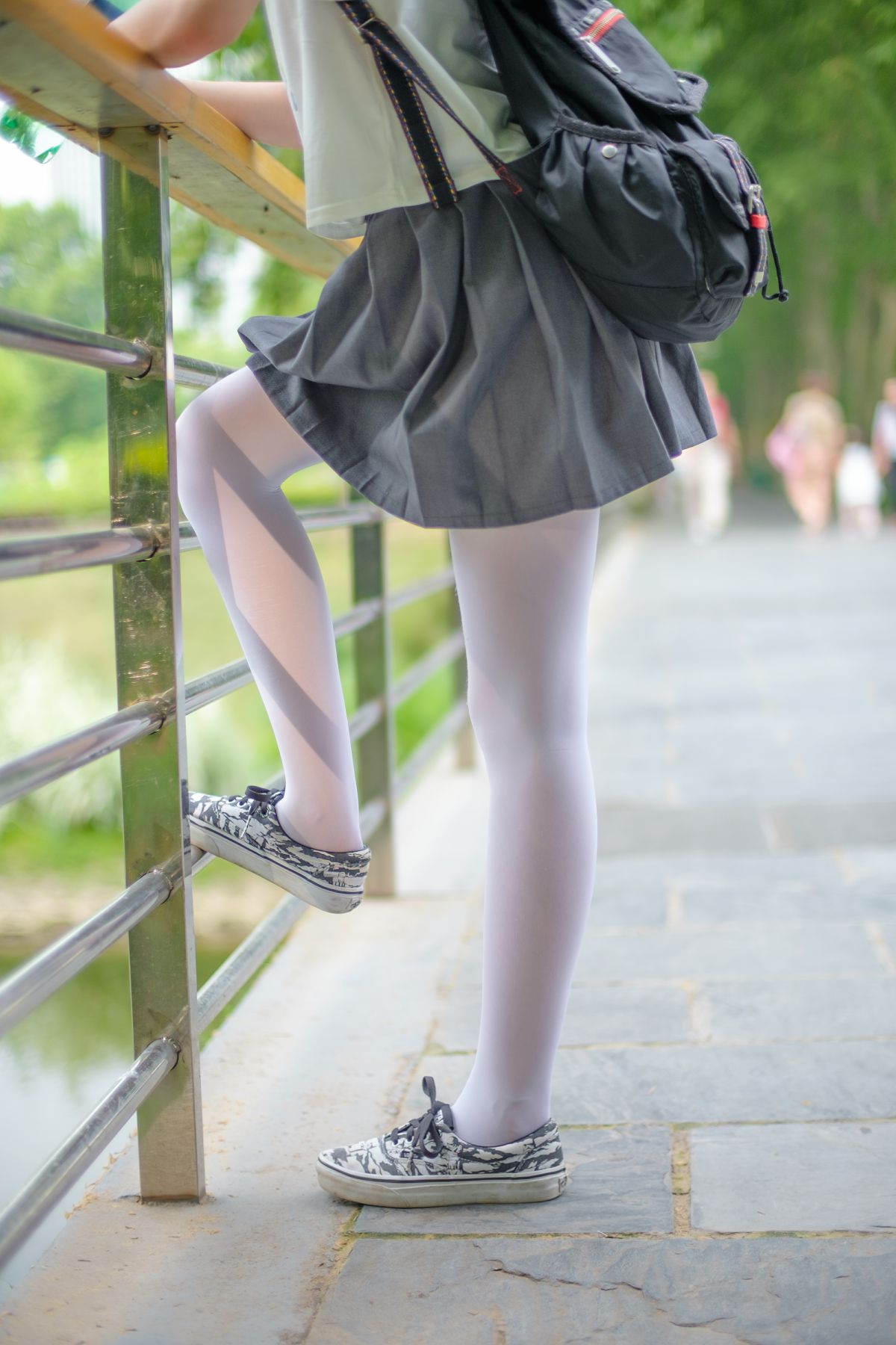 [森萝财团]R15-014白丝妹妹游园 – COSPLAY