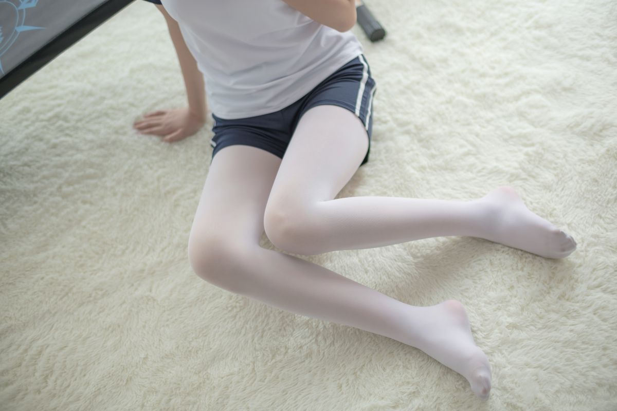 [森萝财团]R15-013白丝运动少女 – COSPLAY