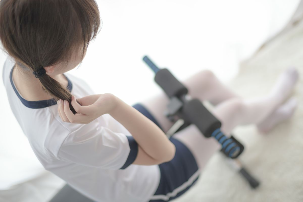 [森萝财团]R15-013白丝运动少女 – COSPLAY