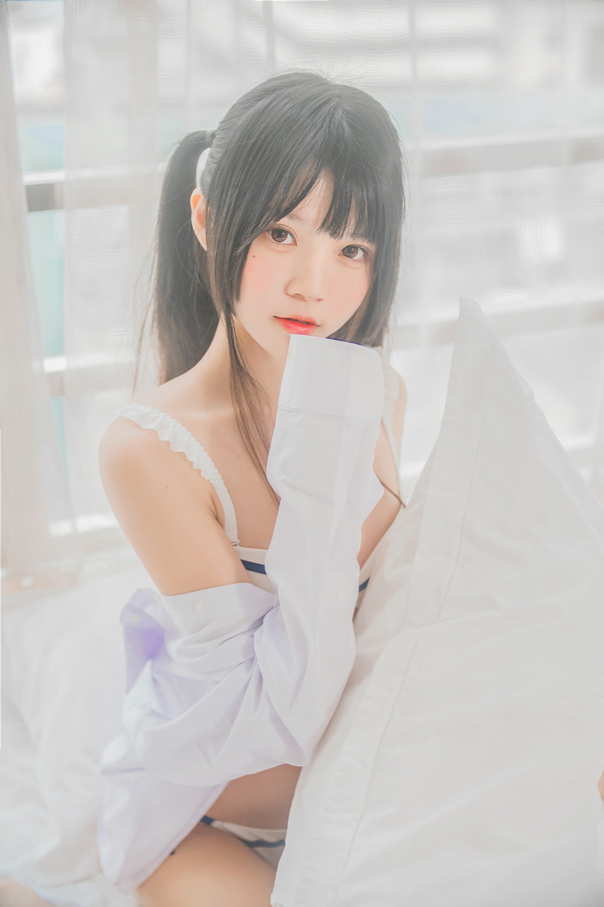 [桜桃喵]桜桃未熟-白衬衫双马尾 – COSPLAY