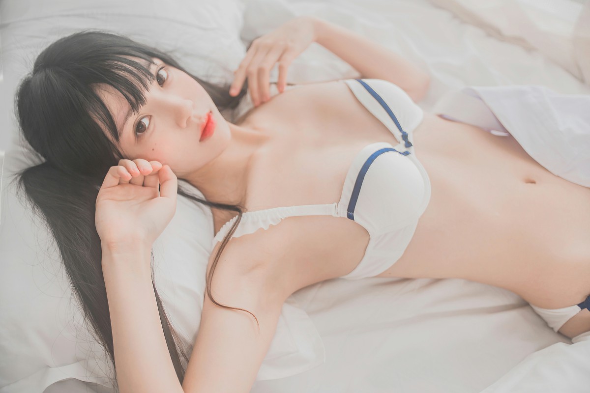 [桜桃喵]桜桃未熟-白衬衫双马尾 – COSPLAY