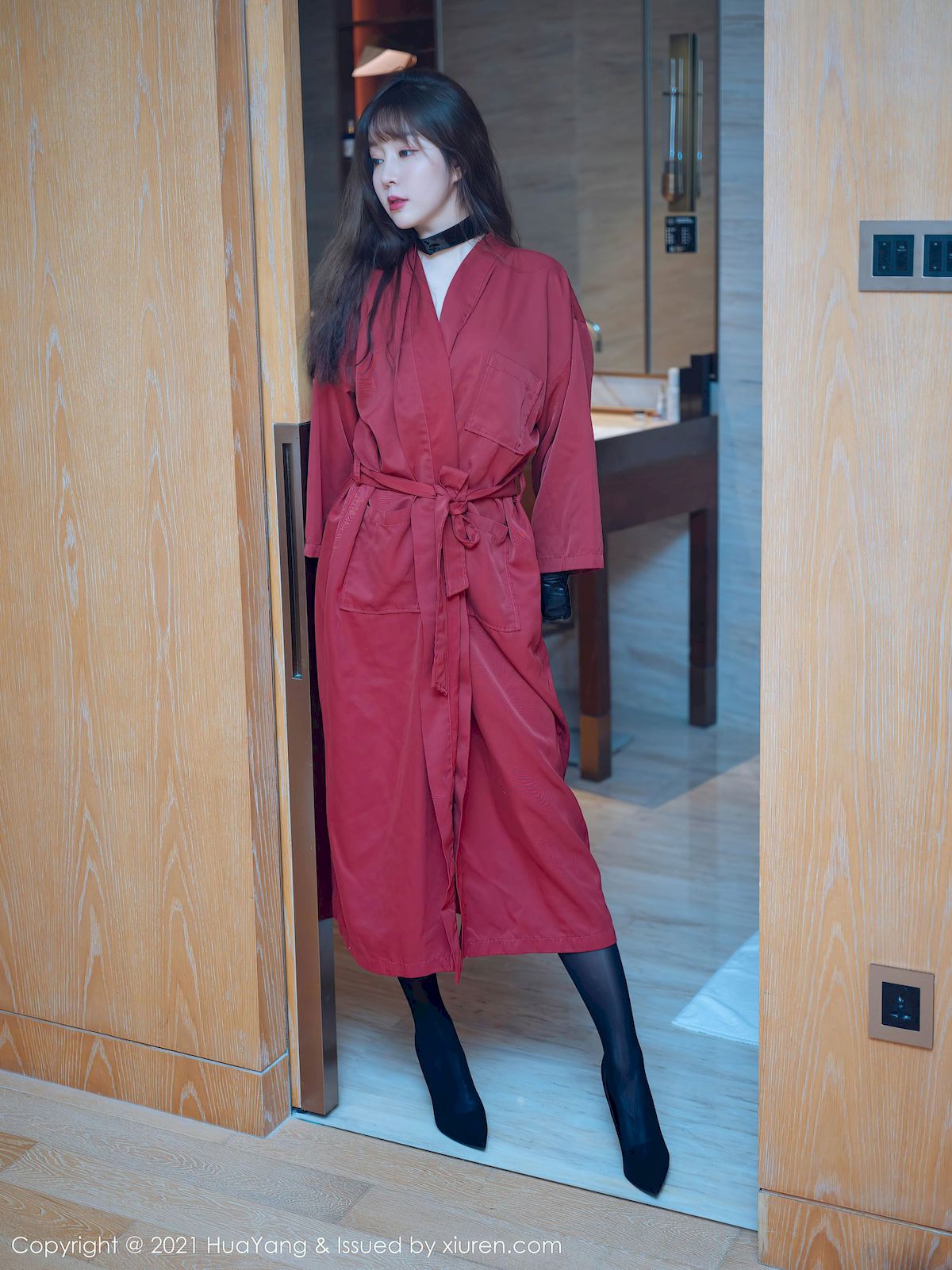 [花漾HuaYang] Vol.373 女神王雨纯 – 黑色主题的皮衣情趣服饰厦门旅拍