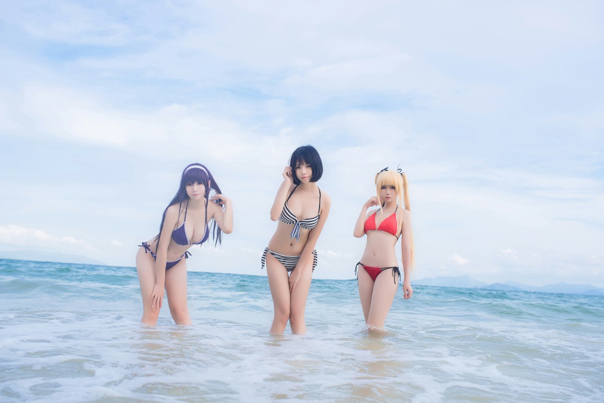 白金Saki写真 – 水着 – COSPLAY