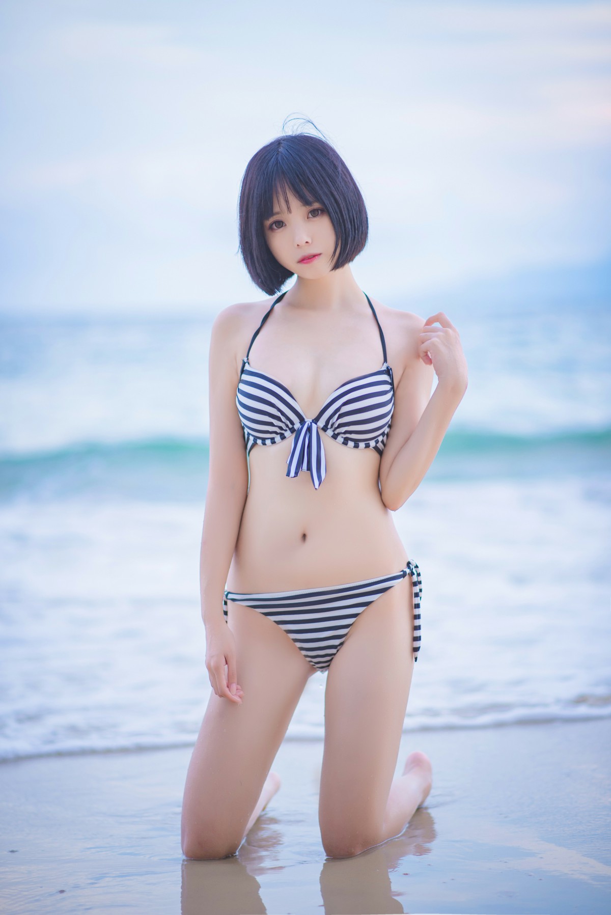 白金Saki写真 – 水着 – COSPLAY