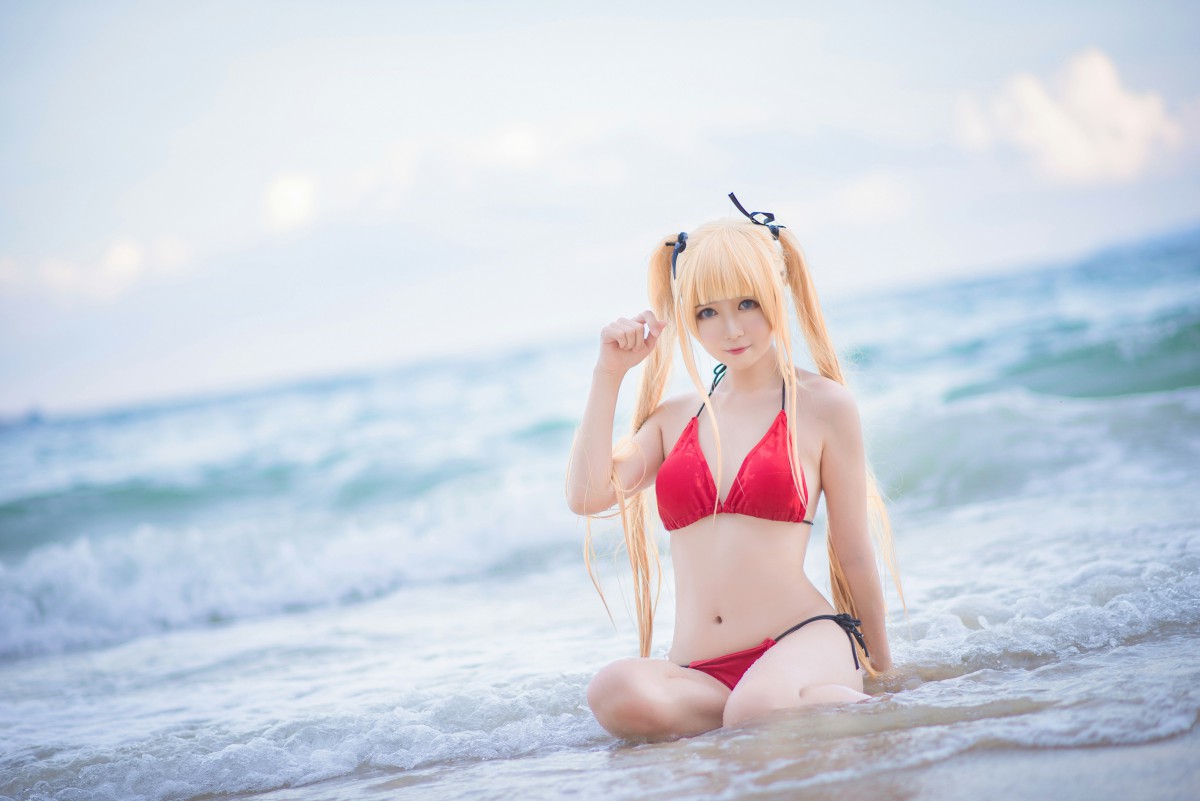 白金Saki写真 – 水着 – COSPLAY