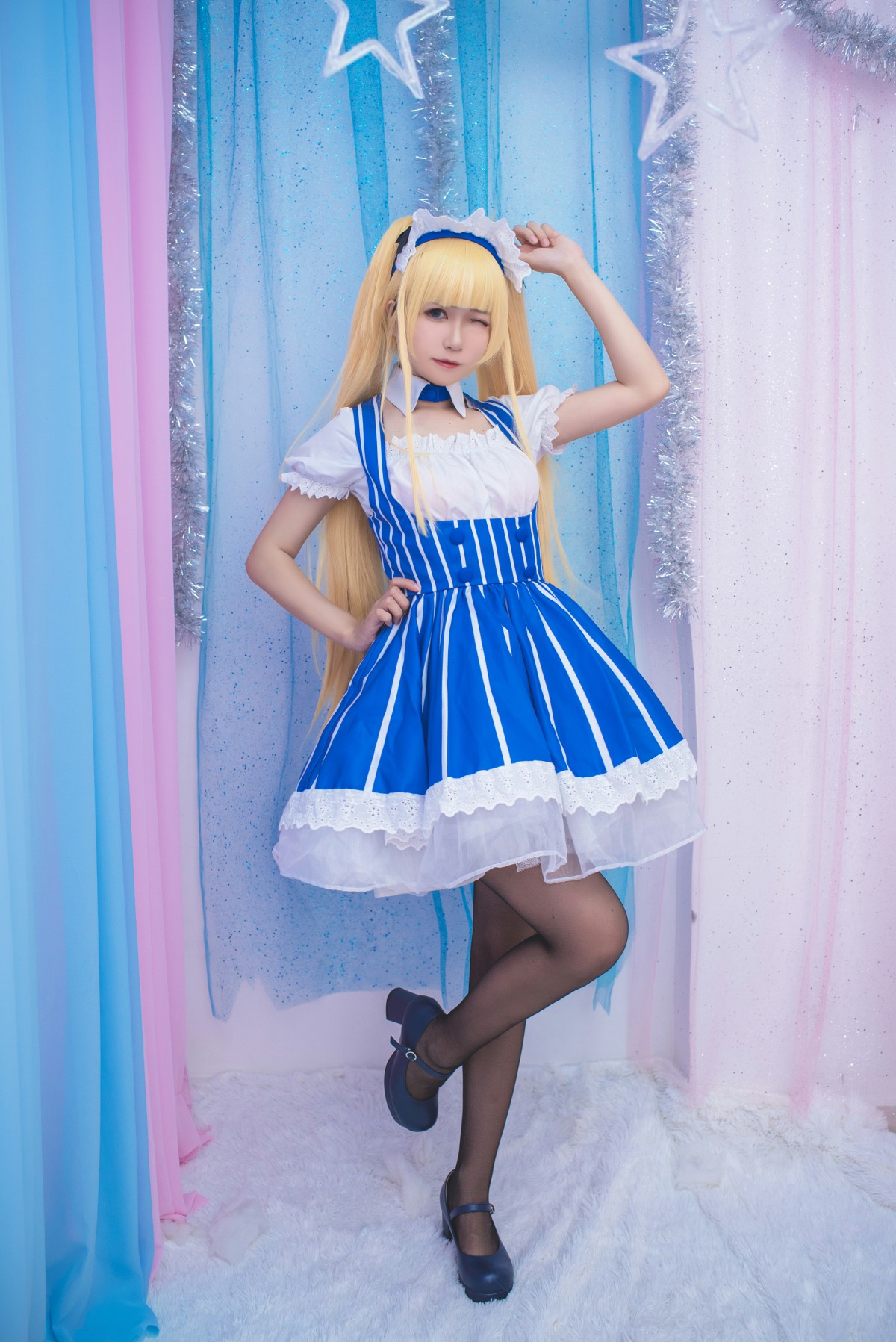 白金Saki写真 – 女仆 – COSPLAY