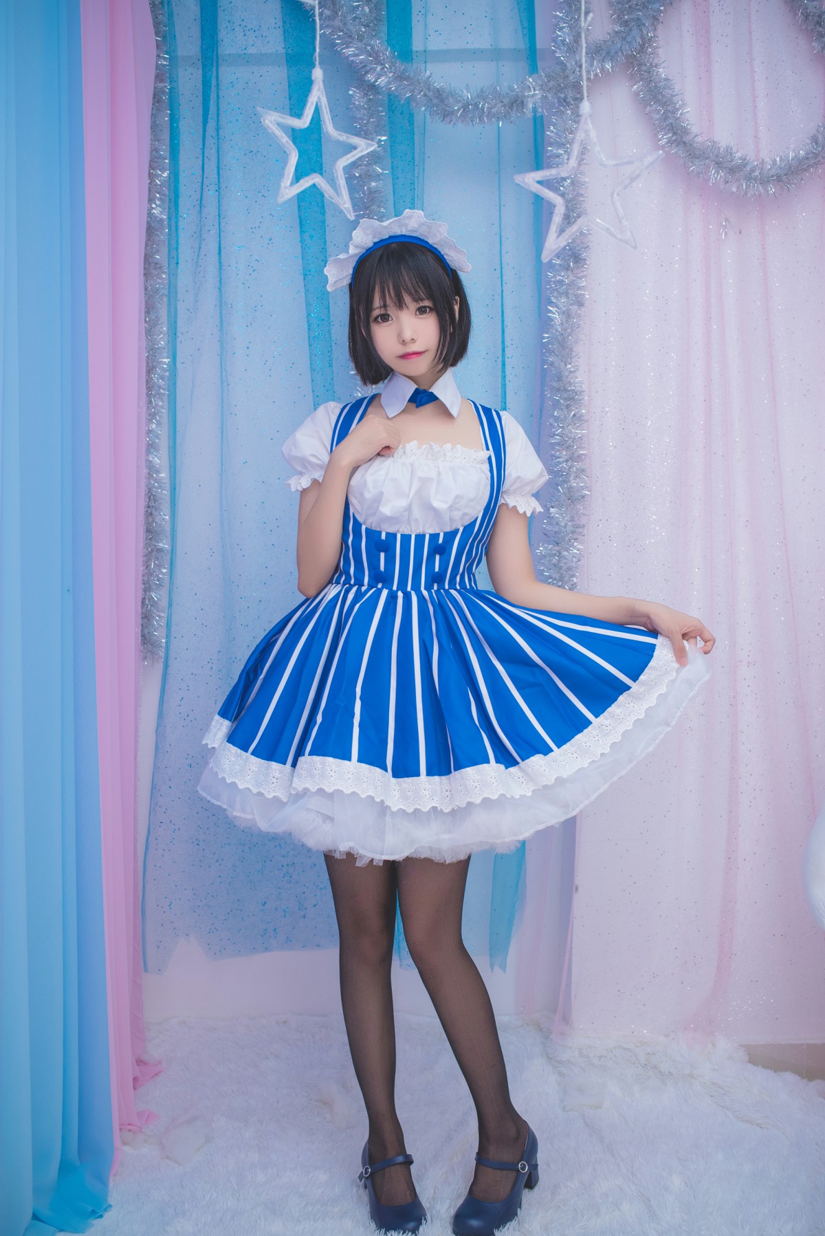 白金Saki写真 – 女仆 – COSPLAY