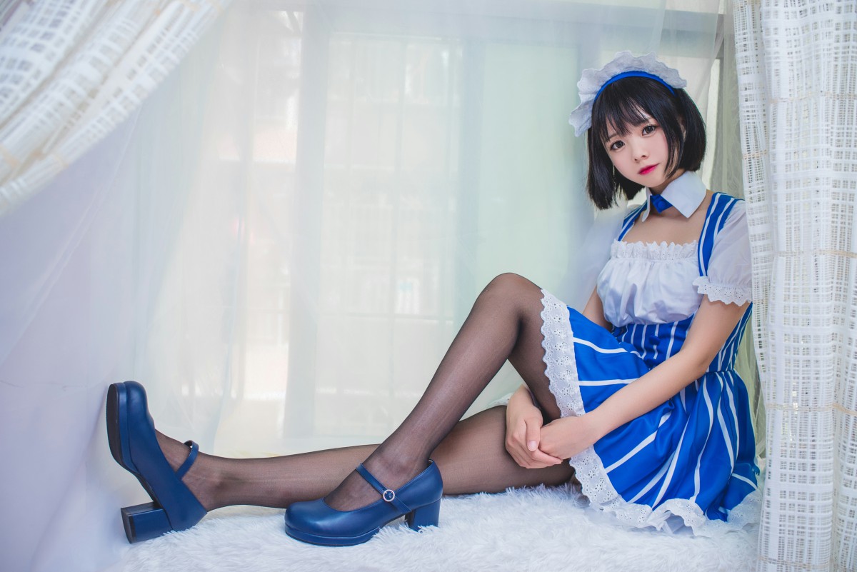 白金Saki写真 – 女仆 – COSPLAY