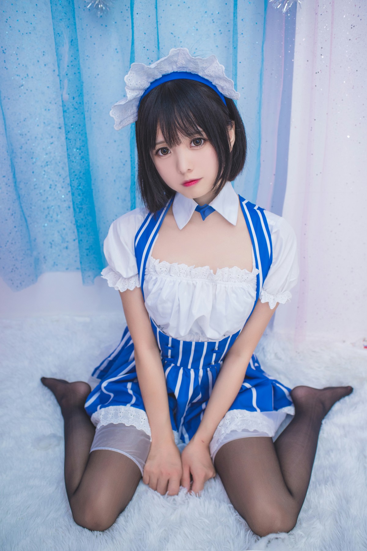 白金Saki写真 – 女仆 – COSPLAY