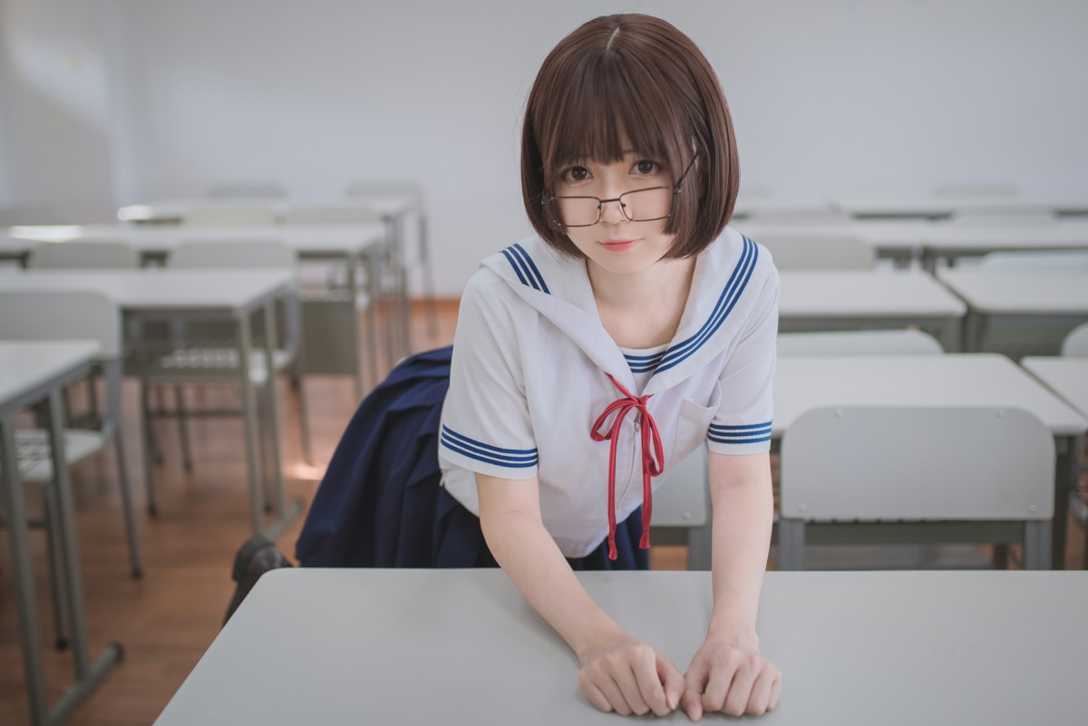 白金Saki写真 – 黑丝 – COSPLAY