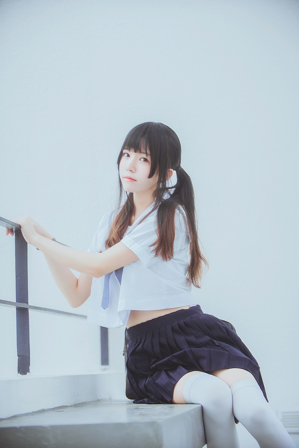 萝莉风COS 桜桃喵 – 蓝白水手服 – COSPLAY