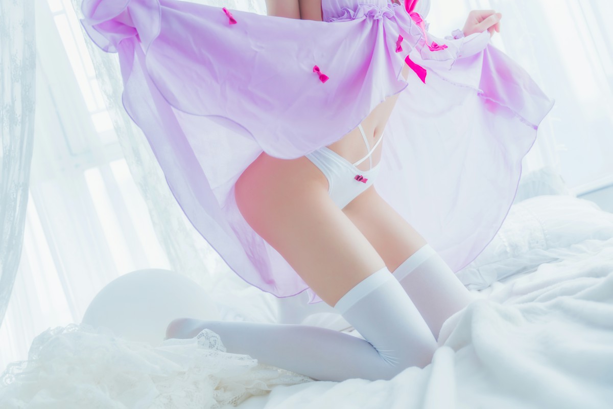 萝莉风COS 桜桃喵 – 加藤惠系列之小睡裙 – COSPLAY
