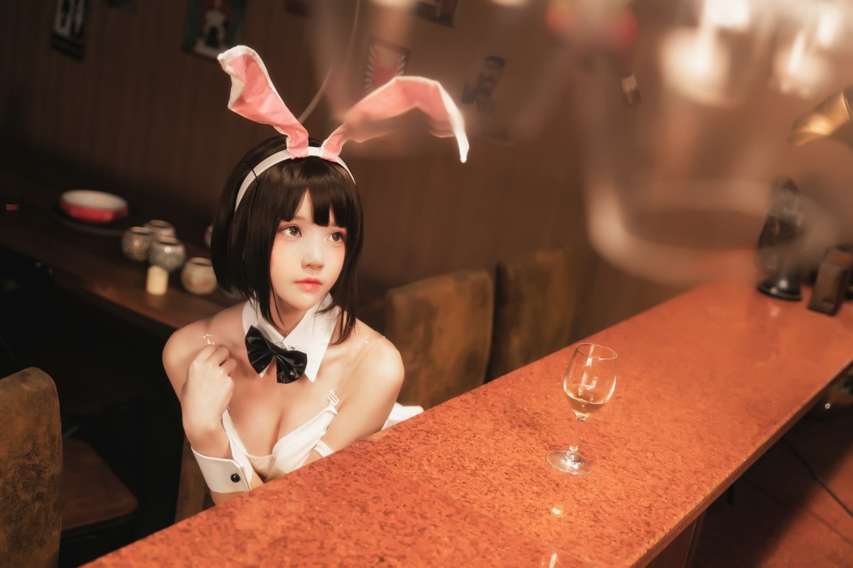 萝莉风COS 桜桃喵 – 加藤惠系列之兔女郎 – COSPLAY