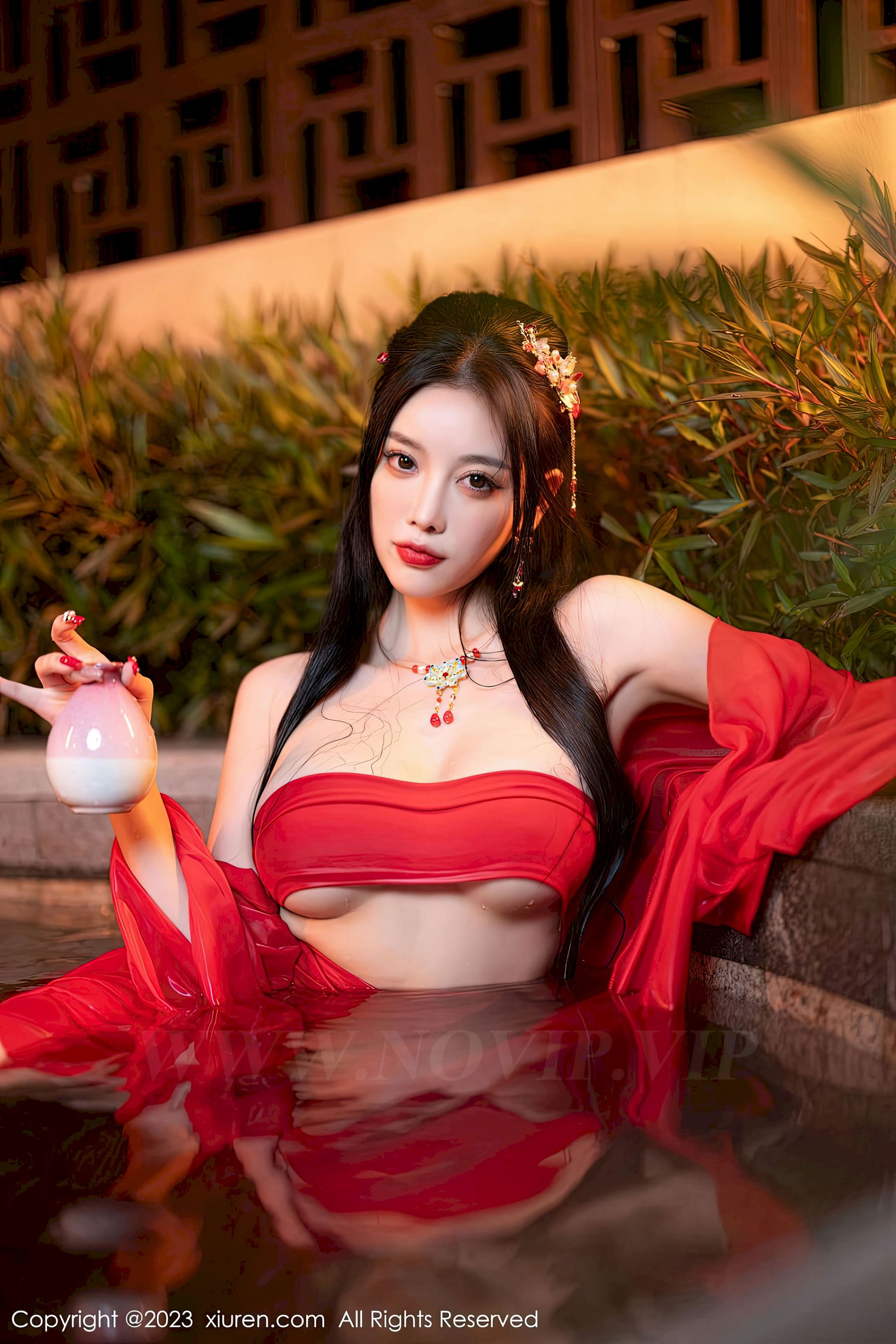 [秀人XiuRen] No.6149 女神杨晨晨Yome – 半透红色丝绸洁白如玉海南岛旅拍
