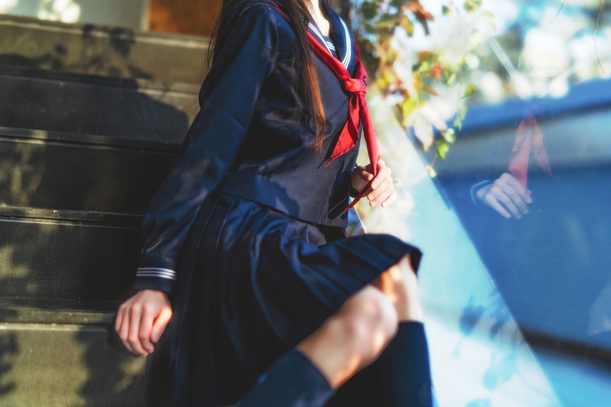 萝莉风COS 桜桃喵 – 黑色水手服 – COSPLAY