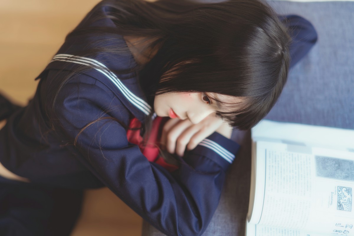 萝莉风COS 桜桃喵 – 黑色水手服 – COSPLAY