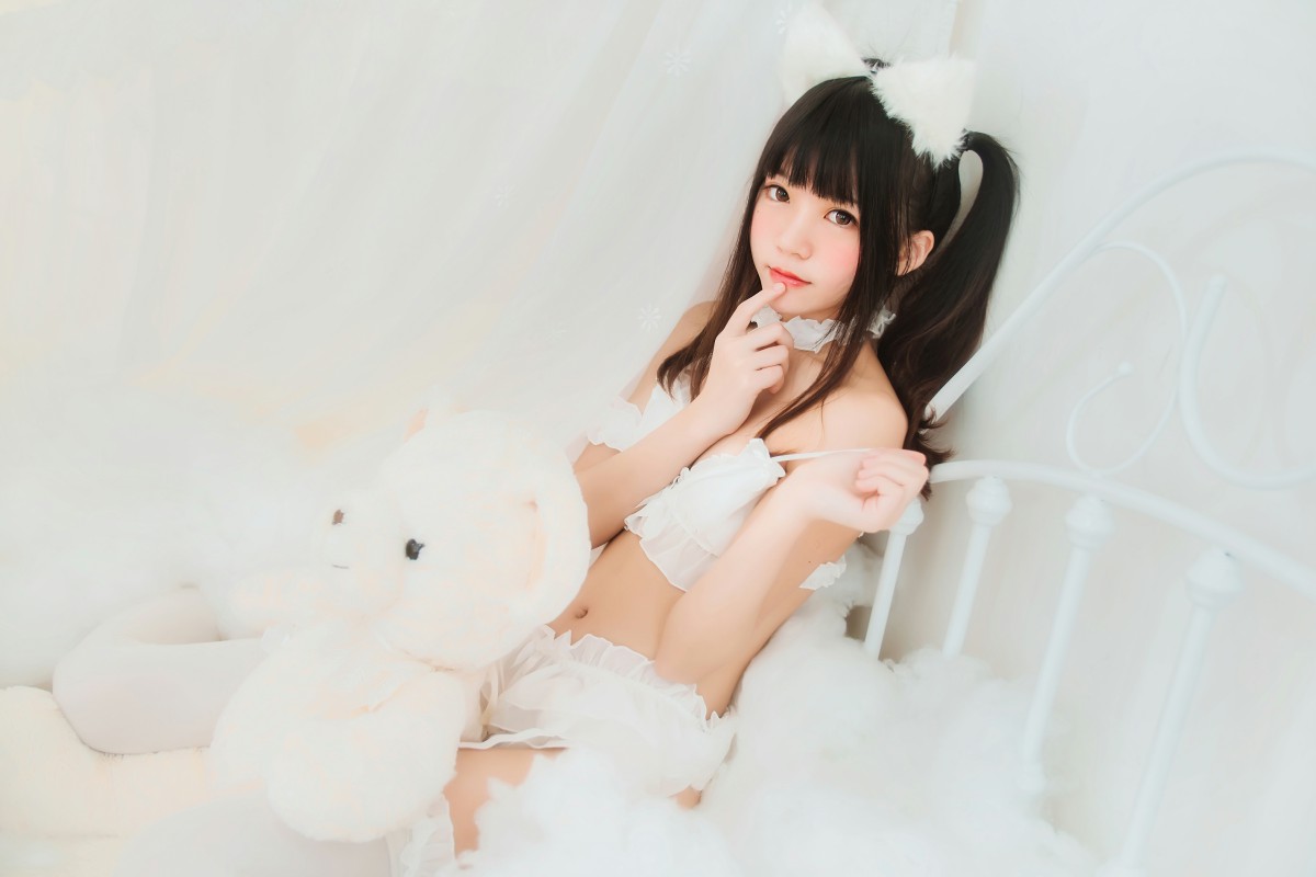 萝莉风COS 桜桃喵 – 白猫 – COSPLAY