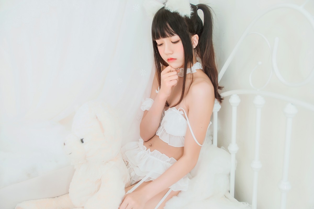 萝莉风COS 桜桃喵 – 白猫 – COSPLAY