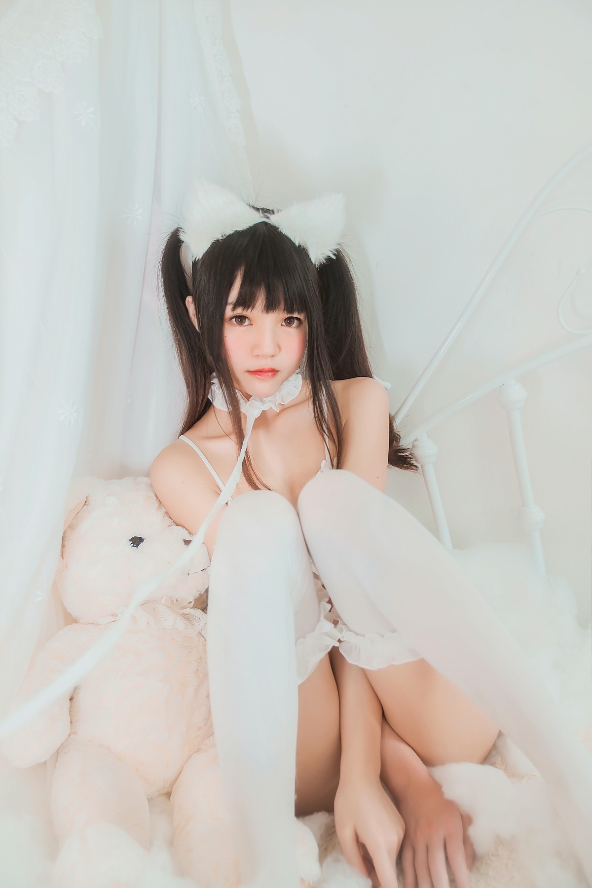 萝莉风COS 桜桃喵 – 白猫 – COSPLAY