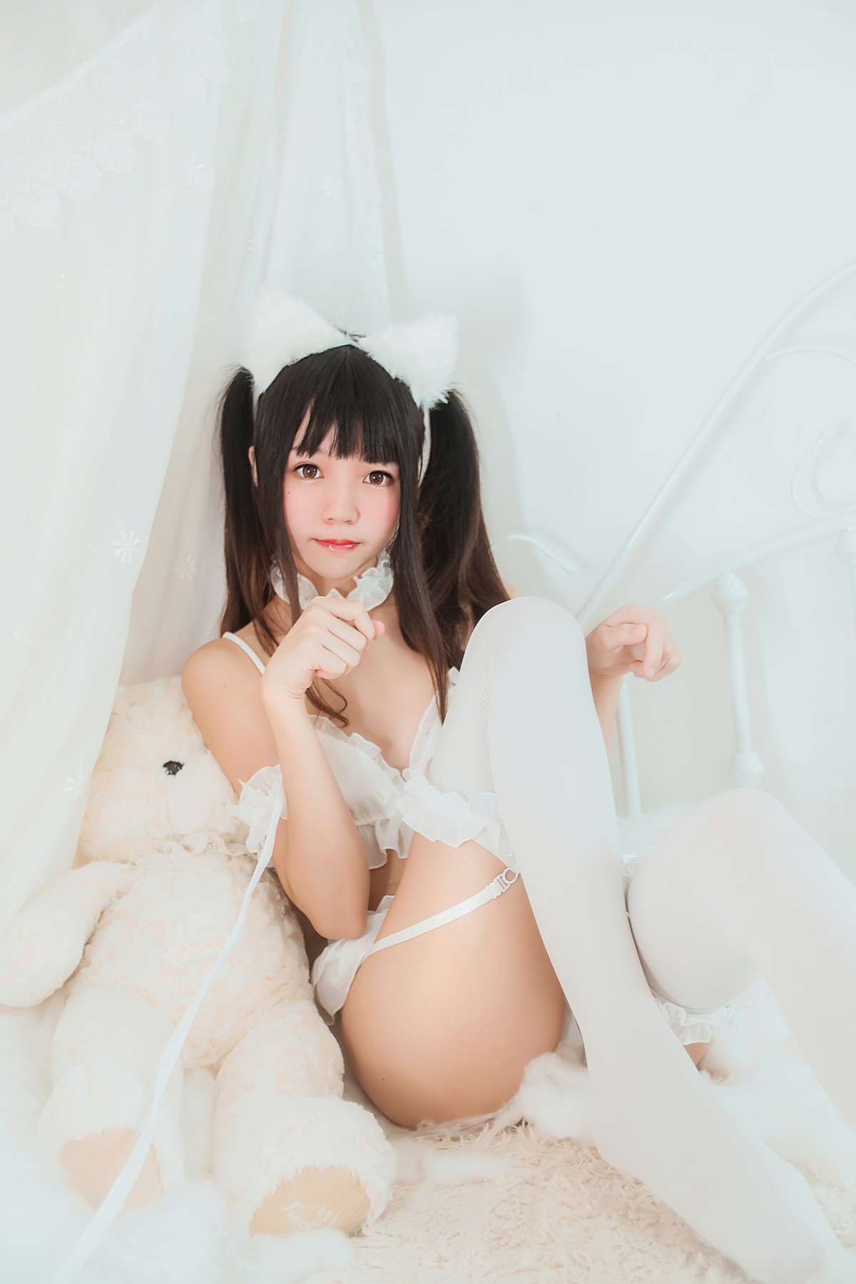 萝莉风COS 桜桃喵 – 白猫 – COSPLAY
