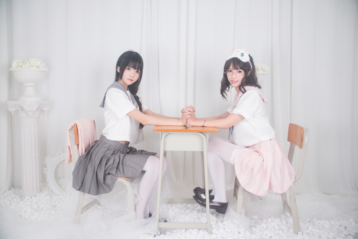 萝莉风COS 桜桃喵&amp;amp;鳗鱼霏子 – 百合 – COSPLAY