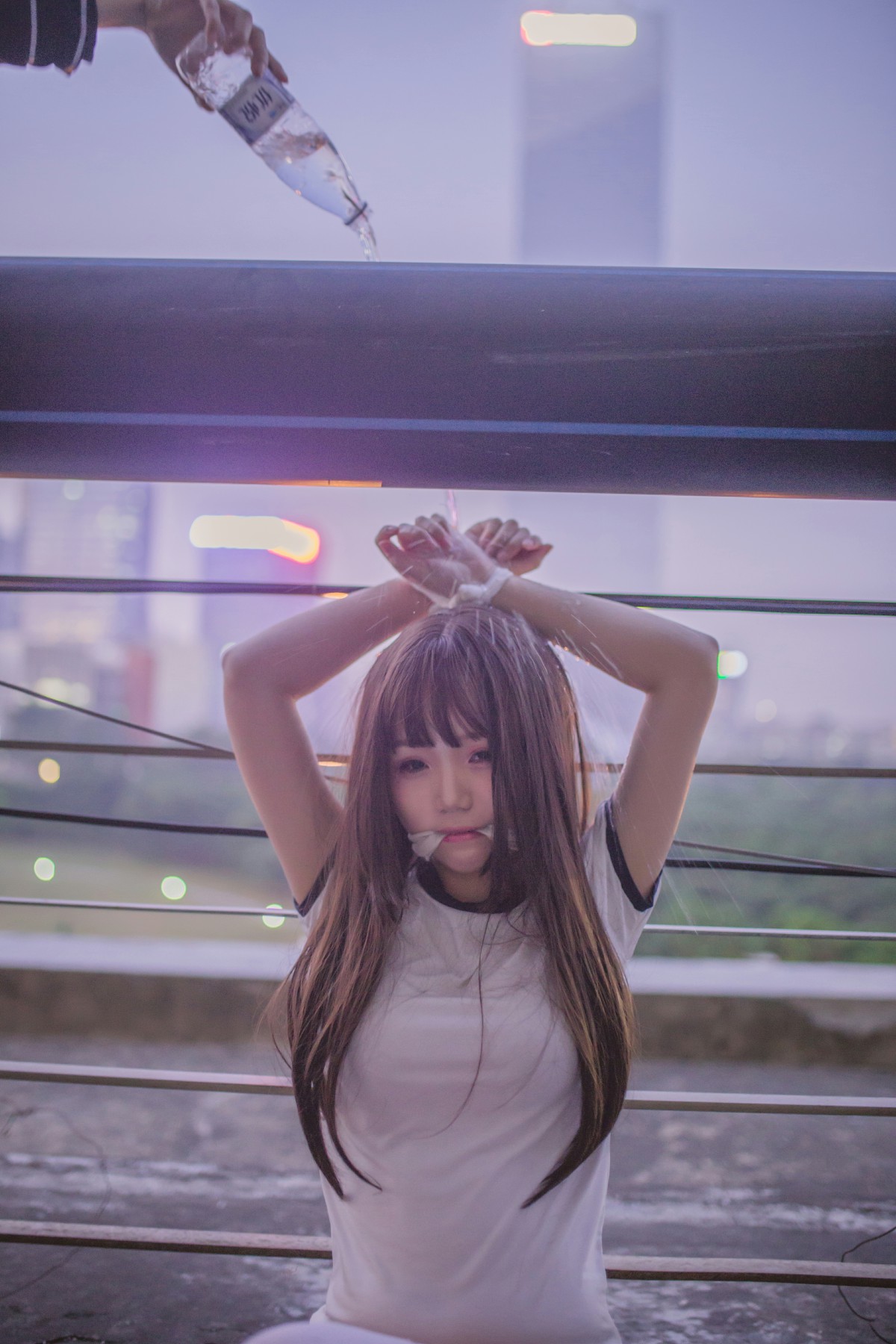 性感人气COSER Yoko宅夏Cos – 白丝捆绑 – COSPLAY