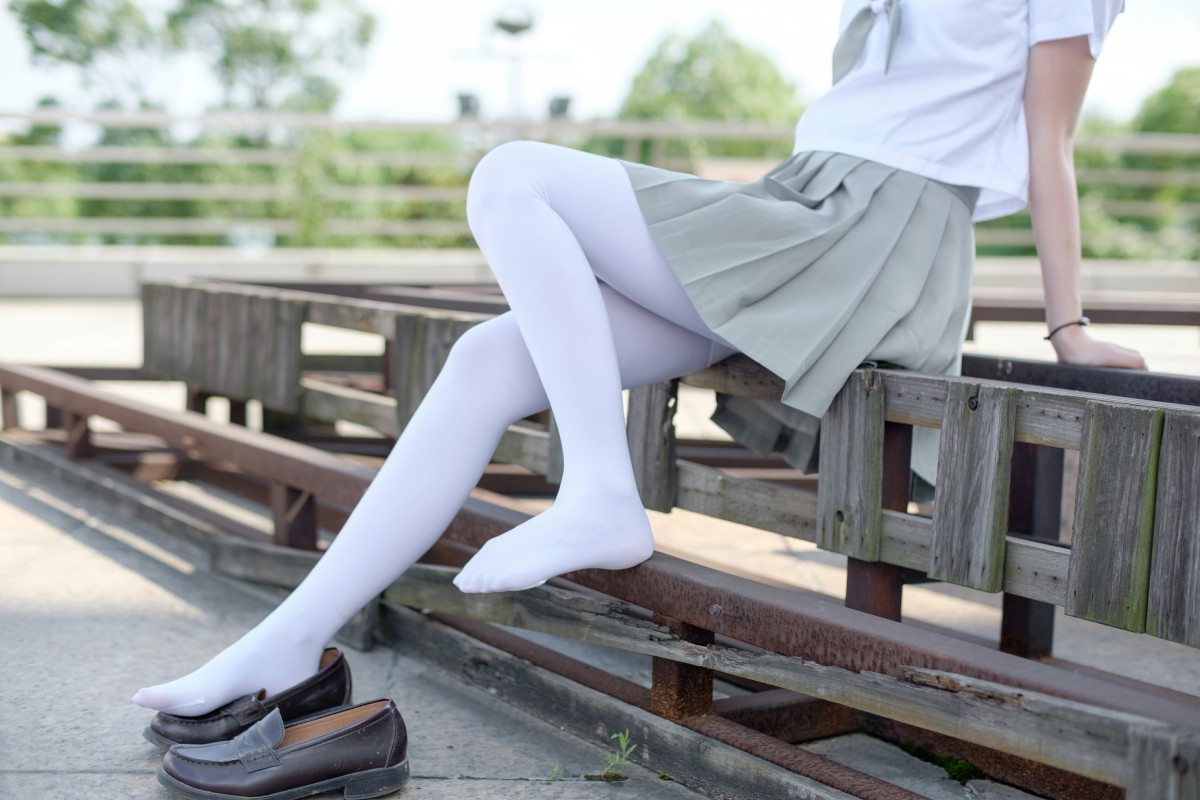 [森萝财团]R15-026JK白丝户外 – COSPLAY
