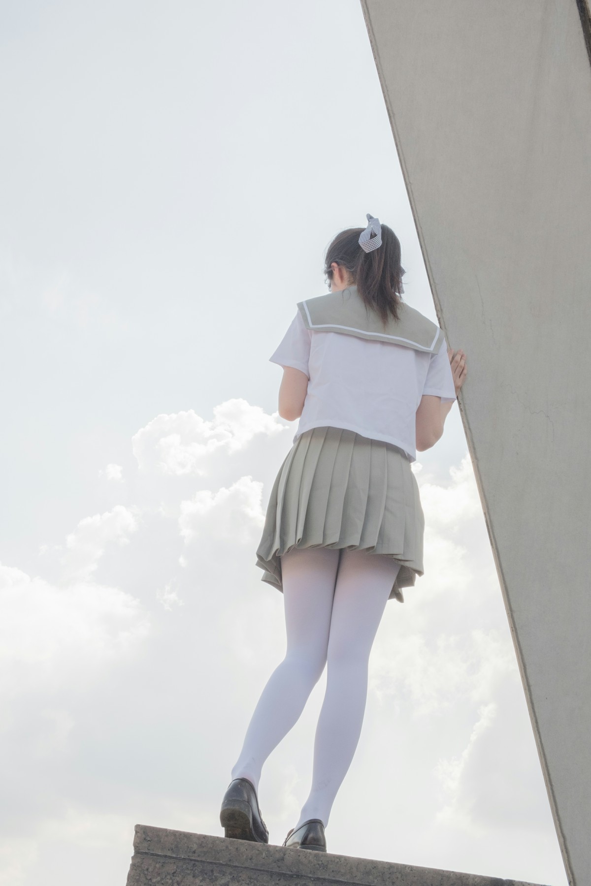 [森萝财团]R15-026JK白丝户外 – COSPLAY