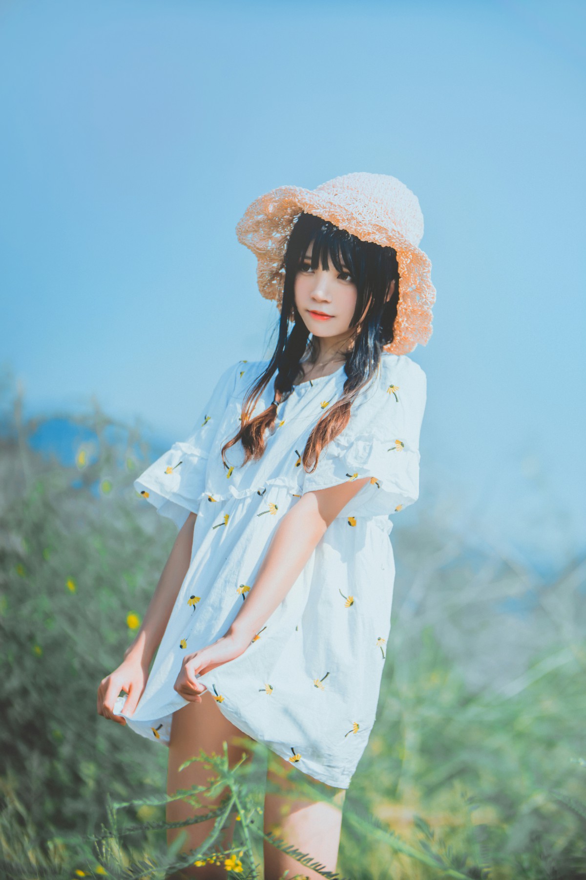 萝莉风COS 桜桃喵 – 田野 – COSPLAY