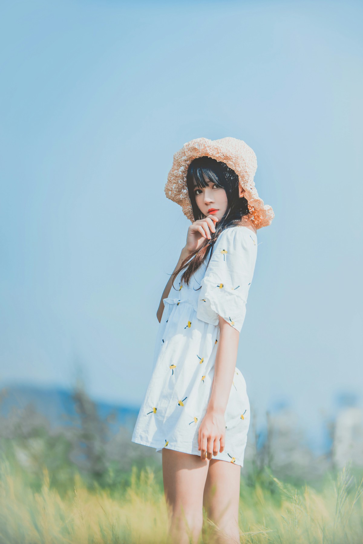 萝莉风COS 桜桃喵 – 田野 – COSPLAY