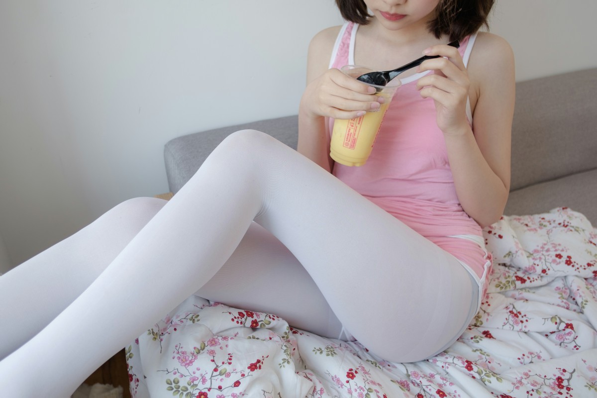 [森萝财团]R15-020萝莉白丝也诱人 – COSPLAY