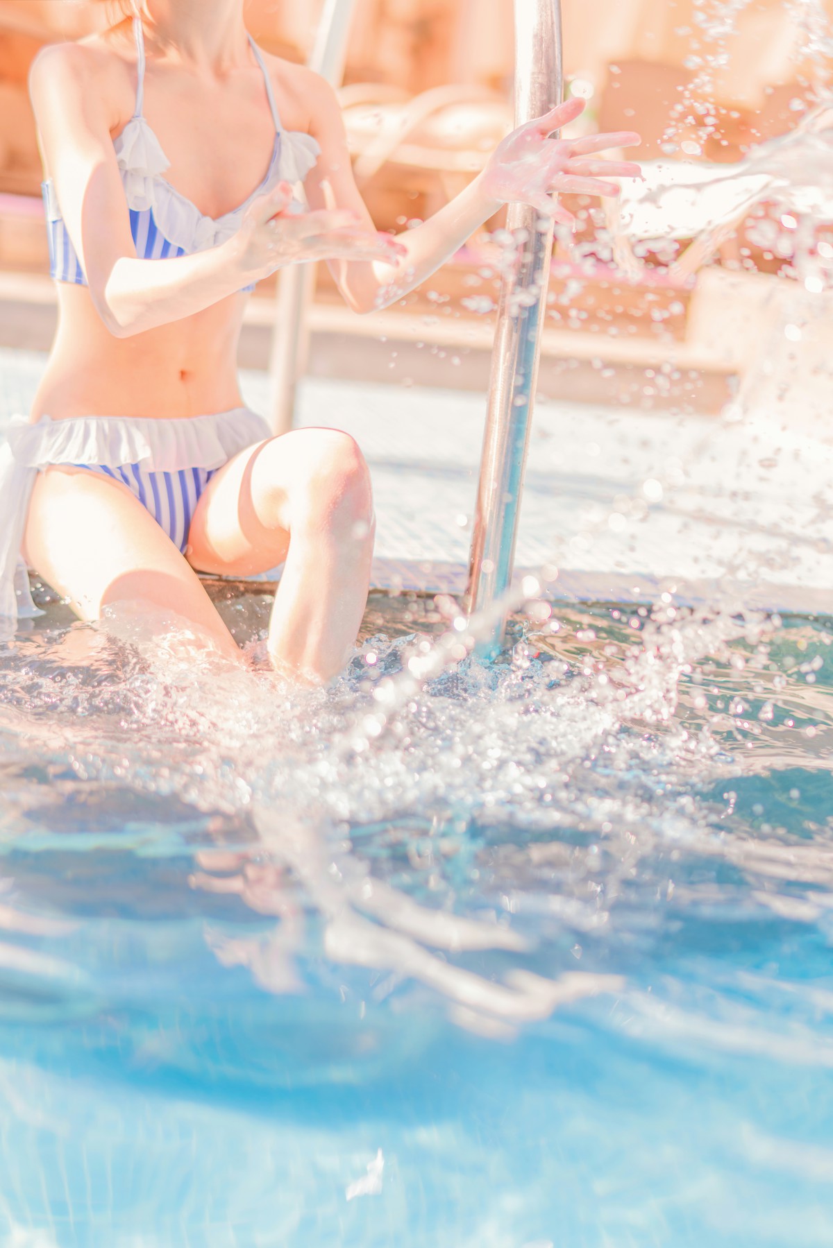 萝莉风COS 桜桃喵 – 炮姐 – COSPLAY