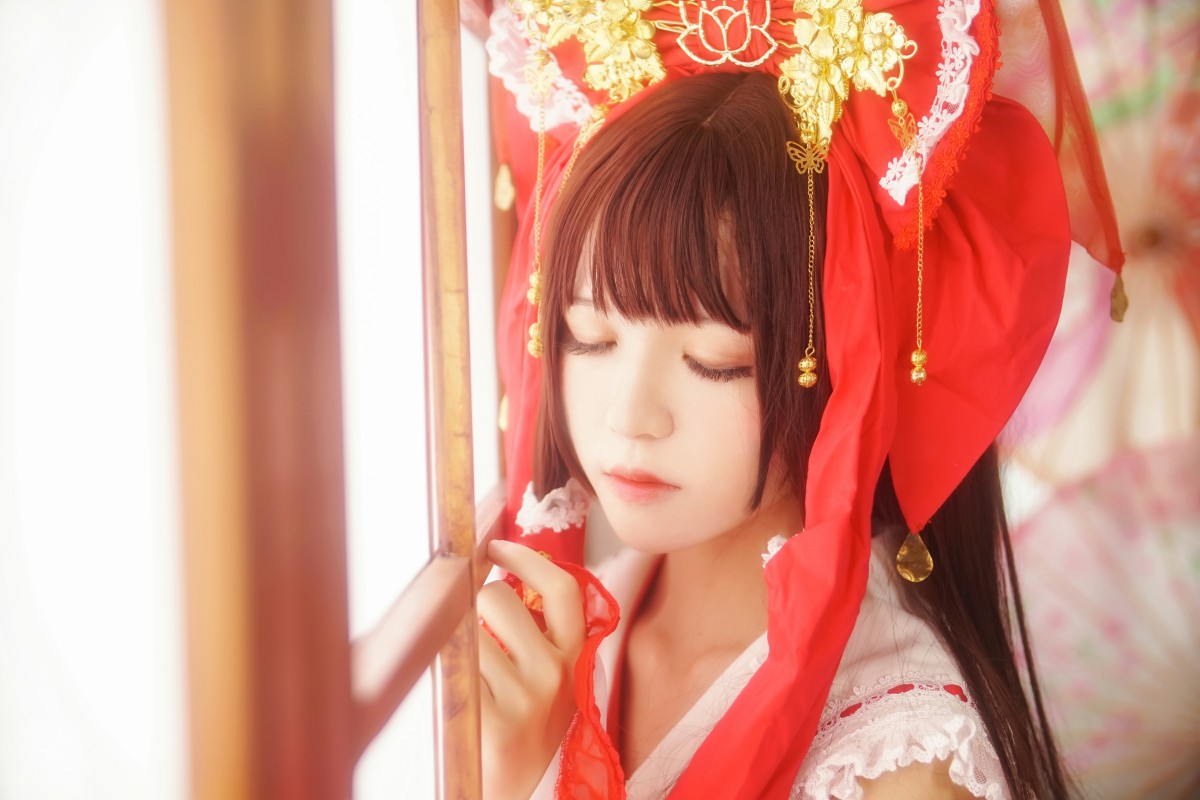 萝莉风COS 桜桃喵 – 灵梦 新年快乐 – COSPLAY