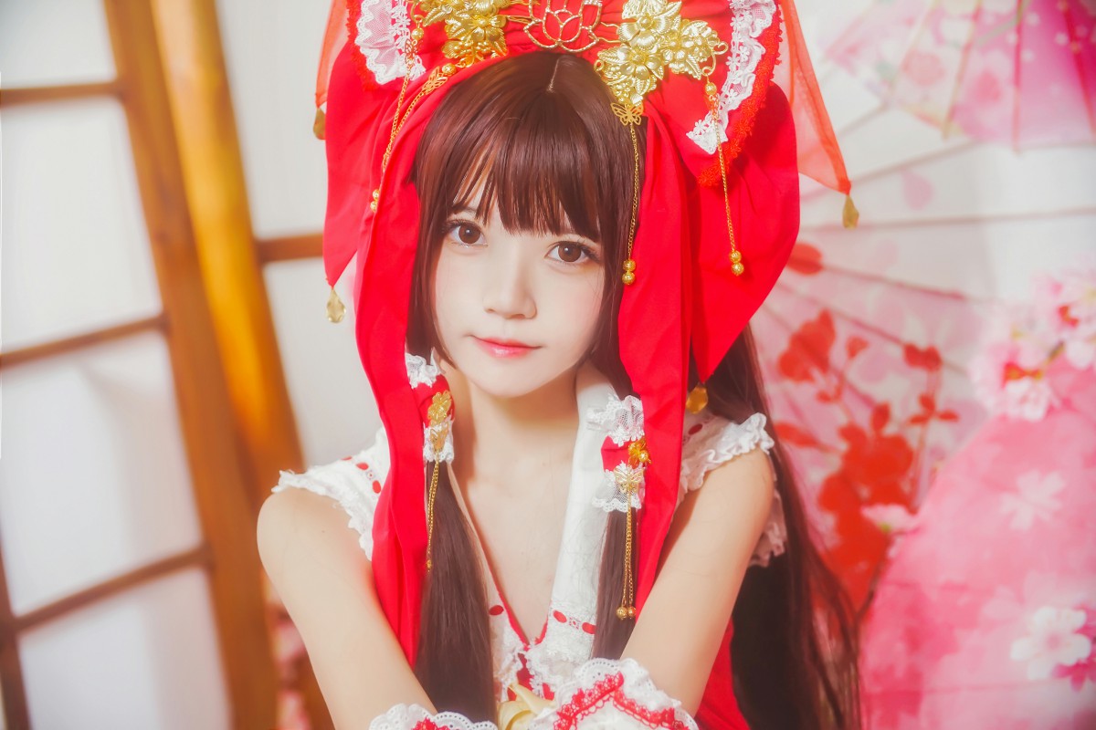 萝莉风COS 桜桃喵 – 灵梦 新年快乐 – COSPLAY