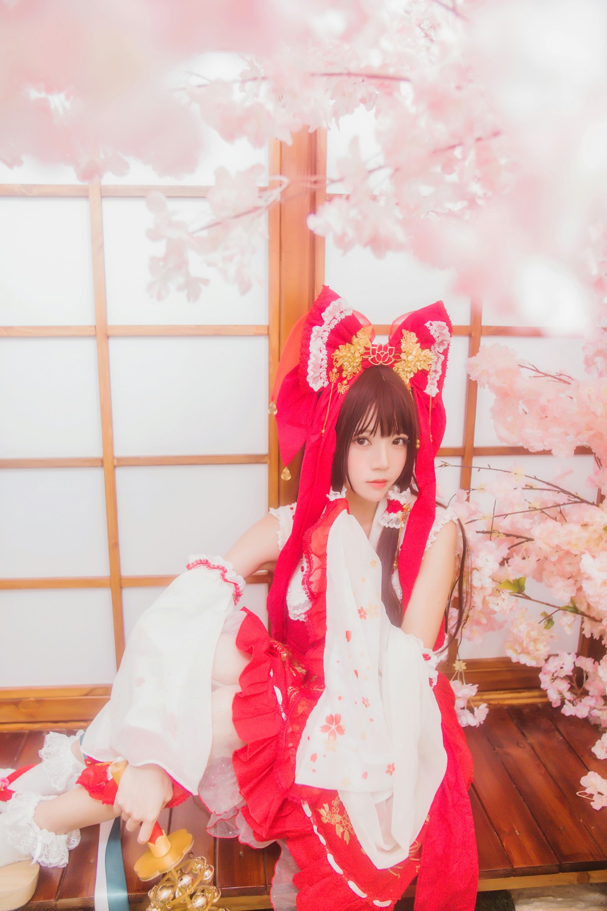 萝莉风COS 桜桃喵 – 灵梦 新年快乐 – COSPLAY